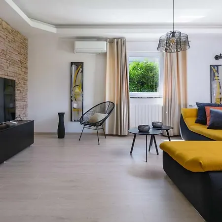 Astrid Holiday home *