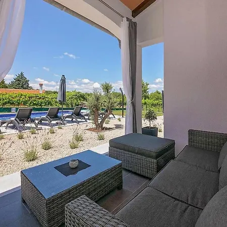 Astrid Holiday home